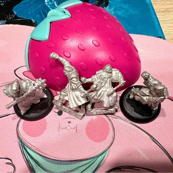 WARMACHINE HORDES MENOTH PROTECTORATE - 4 PACK - HOLY ZEALOTS - Picture 2 of 3